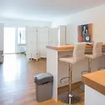 Welcome In - In Mit Balkon Und Abstellraum Appartement
