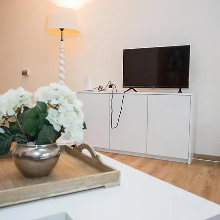 Lejlighed Welcome In - In Mit Balkon Und Abstellraum