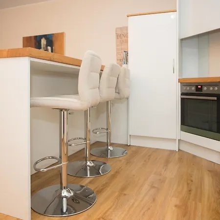 Apartment Welcome In - In Mit Balkon Und Abstellraum Winterberg