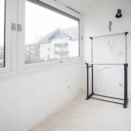 Welcome In - In Mit Balkon Und Abstellraum Apartment *